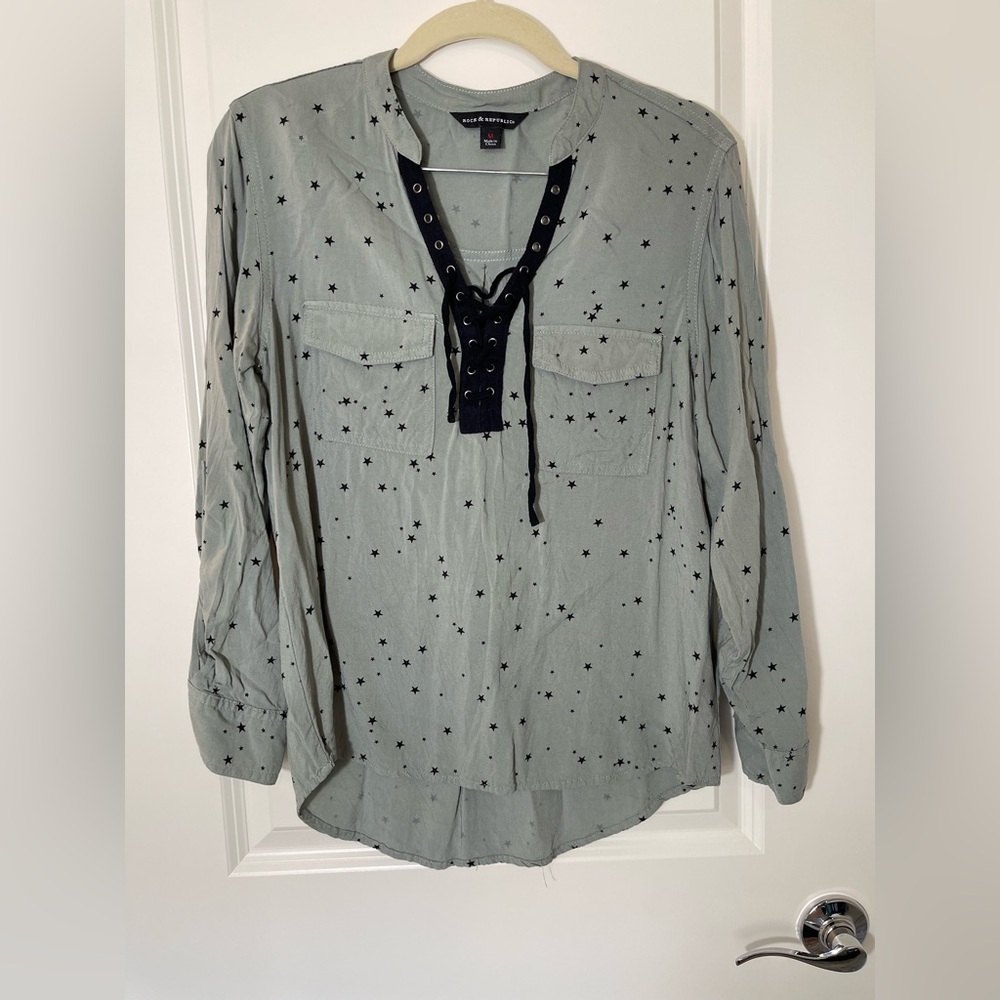 Rock & Republic Green Tie Front Blouse